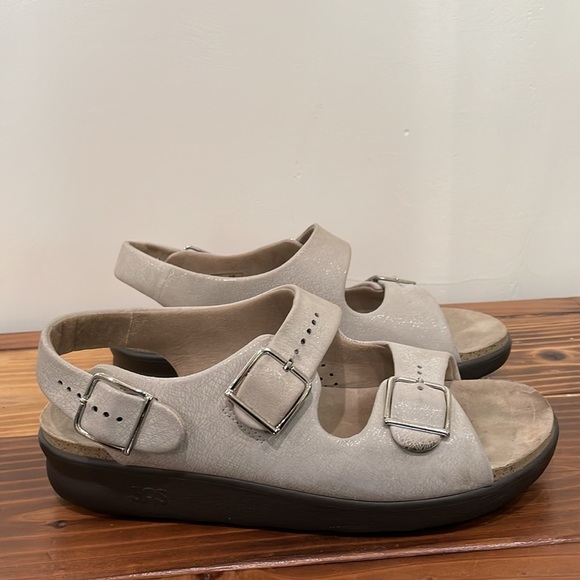 SAS Tripad Women's Size 10M Comfort Relaxed Leather Sandals Strap Buckles - Picture 6 of 14